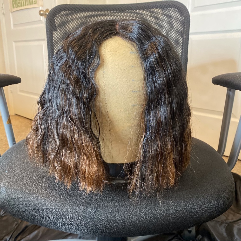 Used Shake n go bob wig